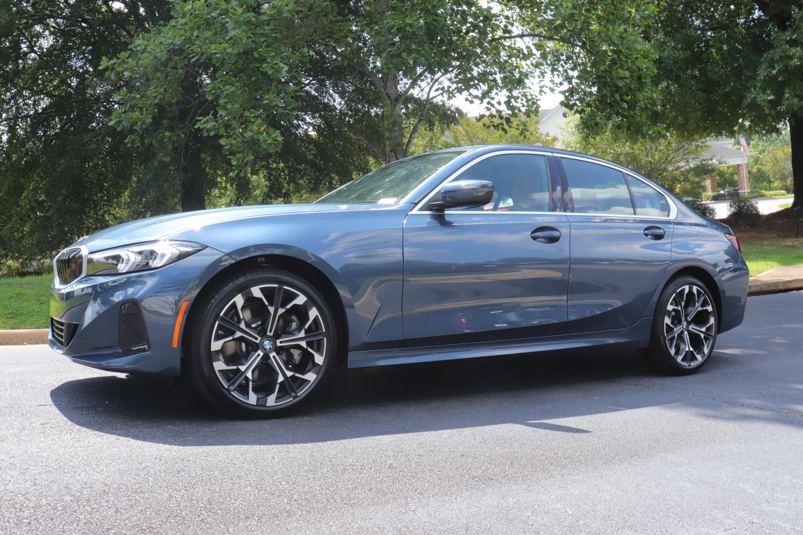 2025 BMW 3 Series 330i Sedan's photo