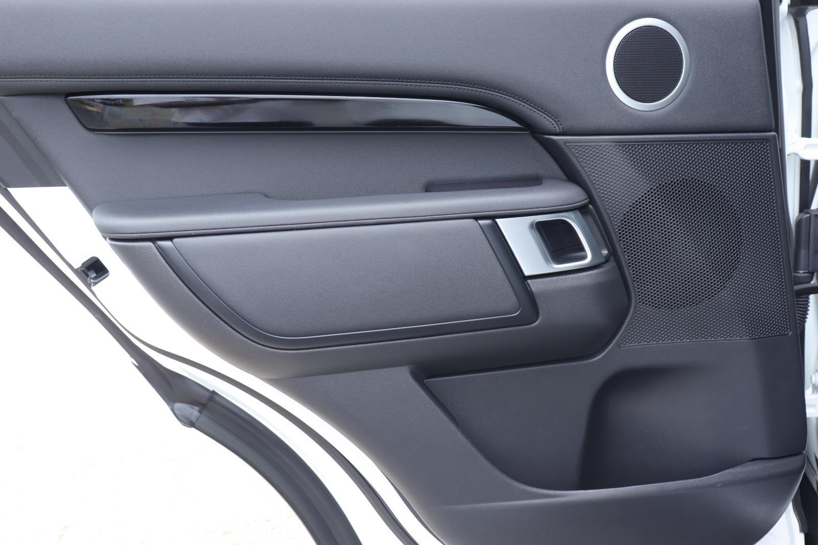 2024 Land Rover Discovery S - Photo 11