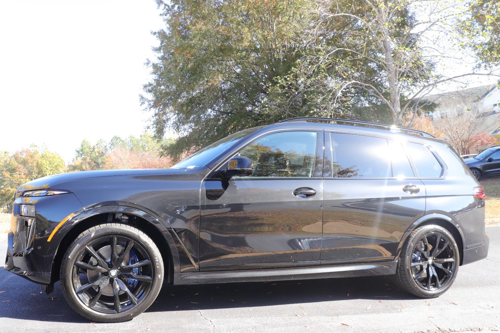 2026 BMW X7 40i's photo