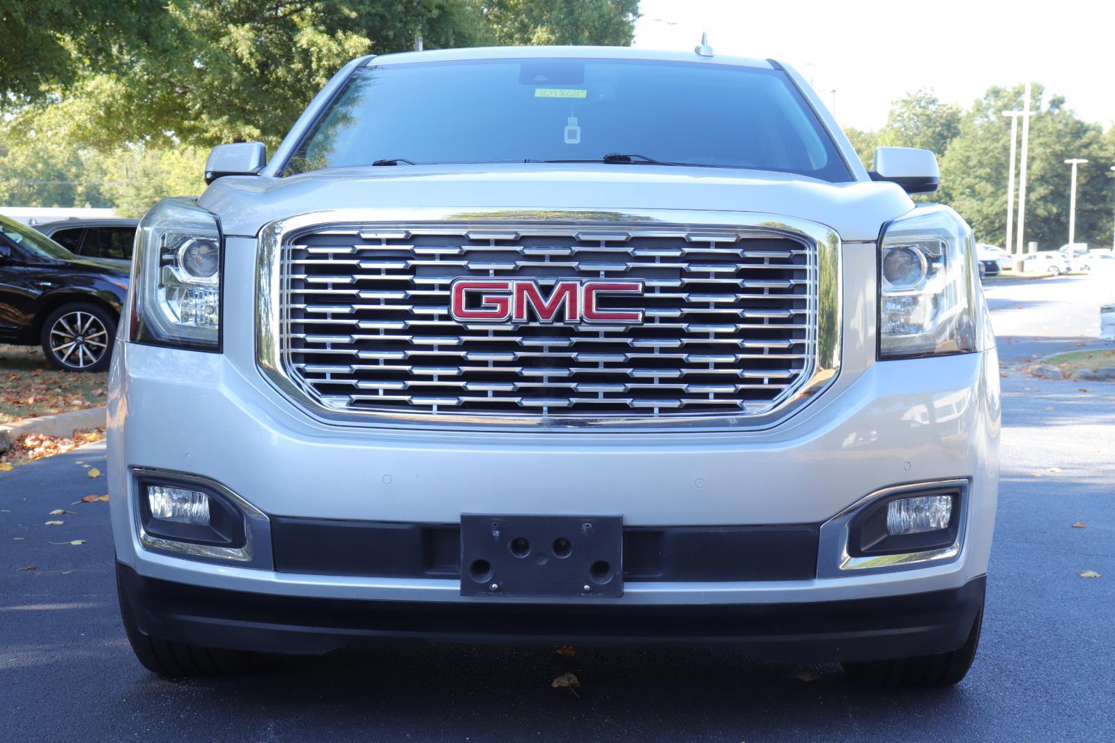 2020 Gmc Yukon Denali photo 2