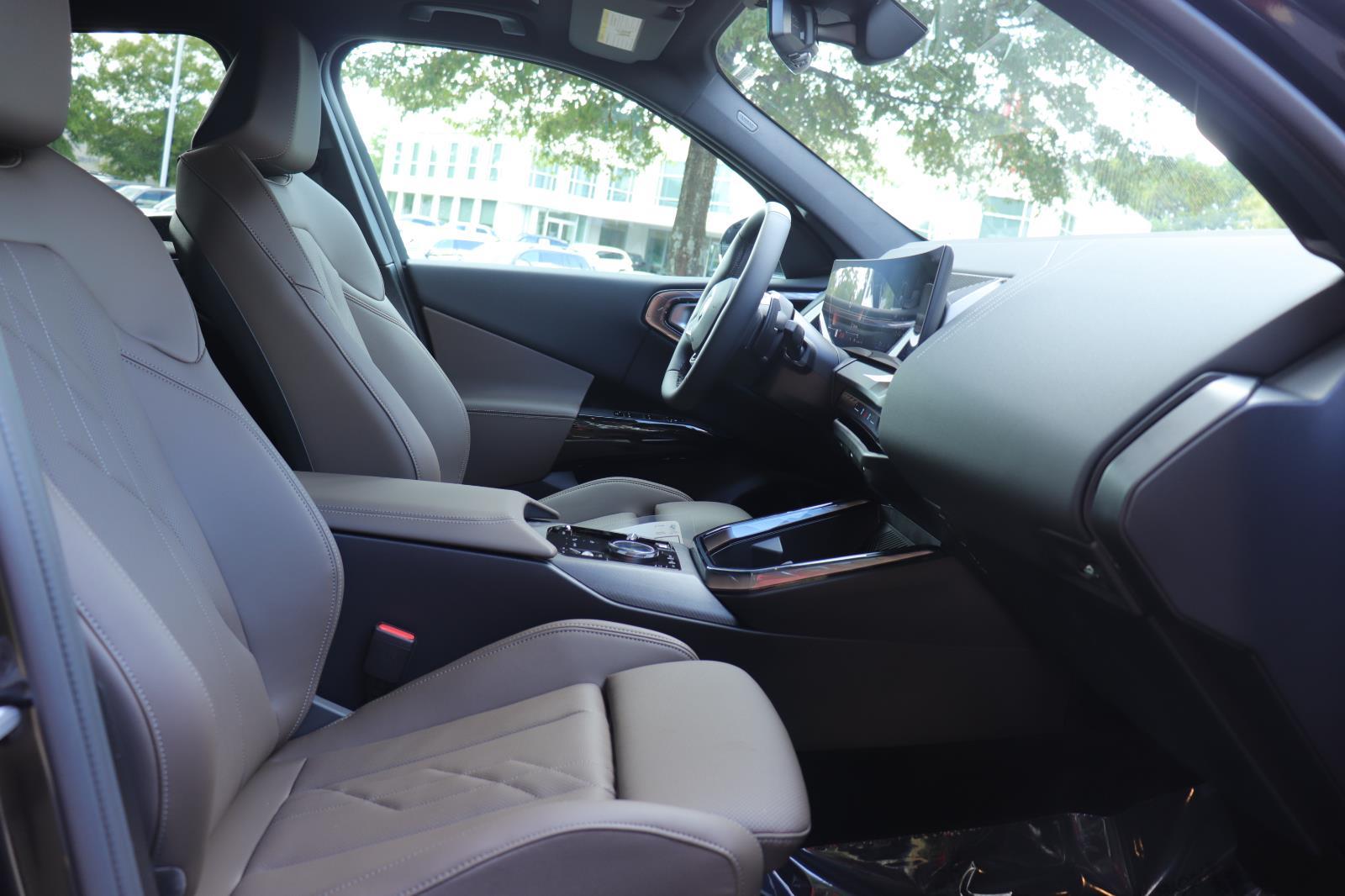 2026 BMW X3 30 - Photo 18