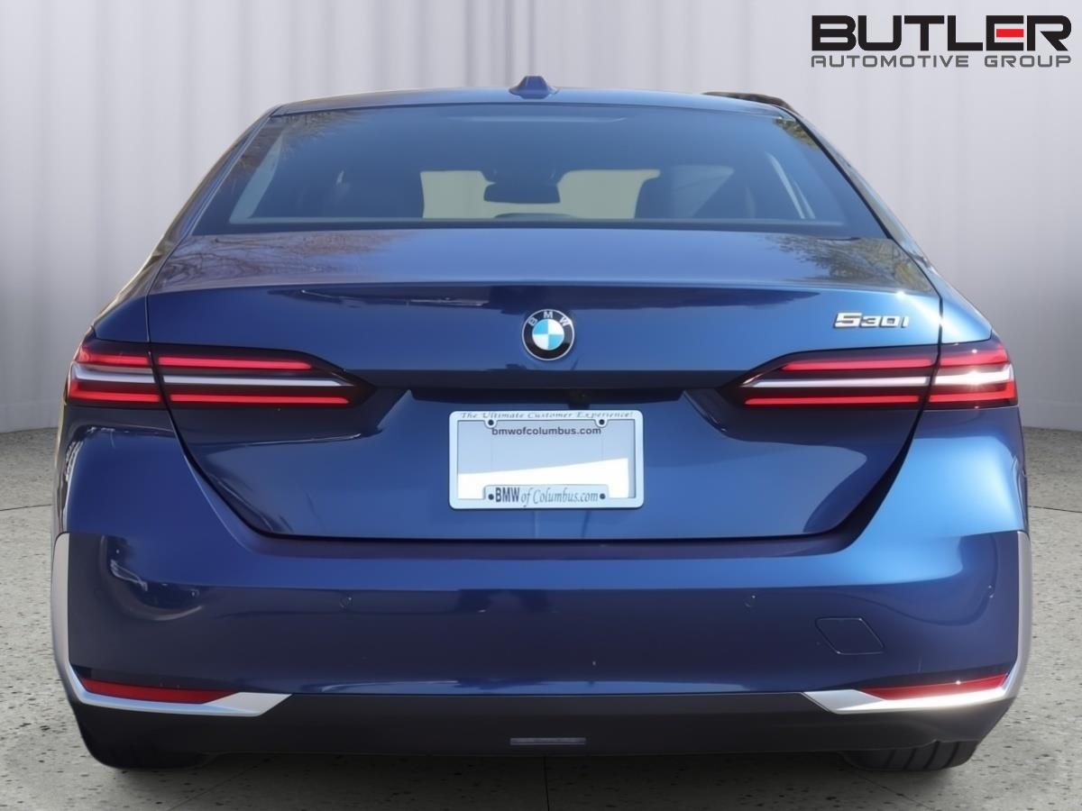 2026 BMW 5 Series 530i - Photo 6
