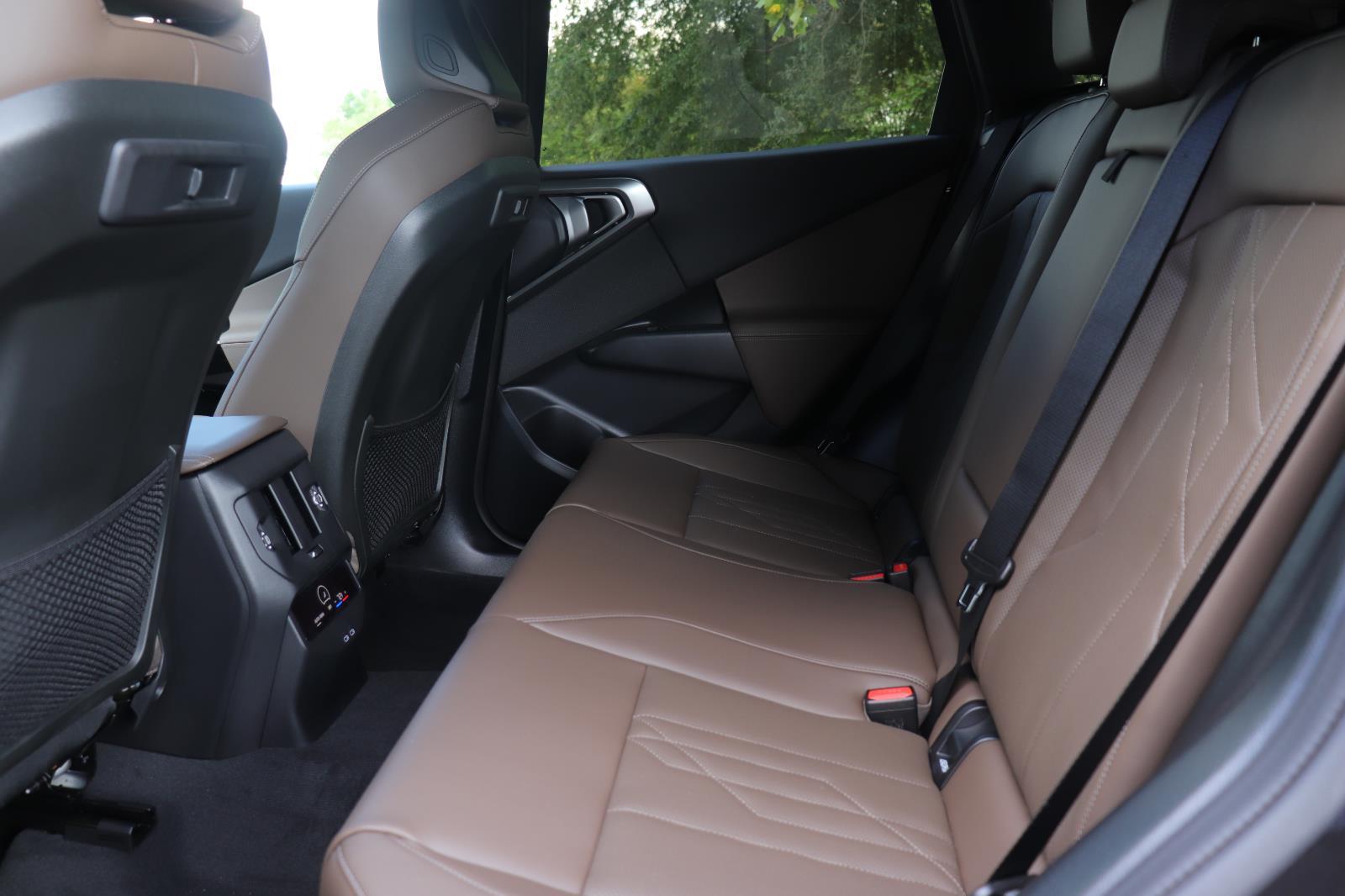 2026 BMW X3 30 - Photo 11