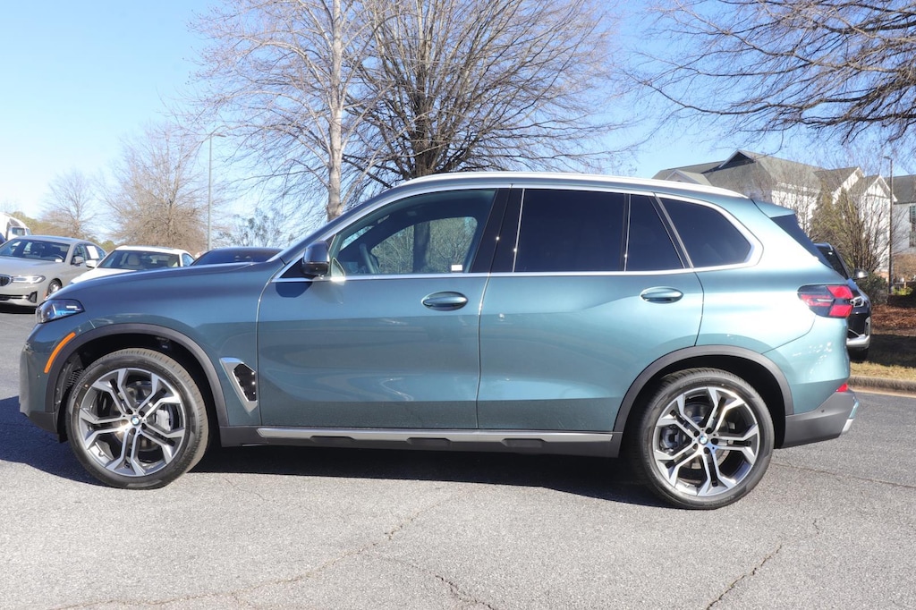 New 2026 BMW X5 xDrive40i Sports Activity Vehicle