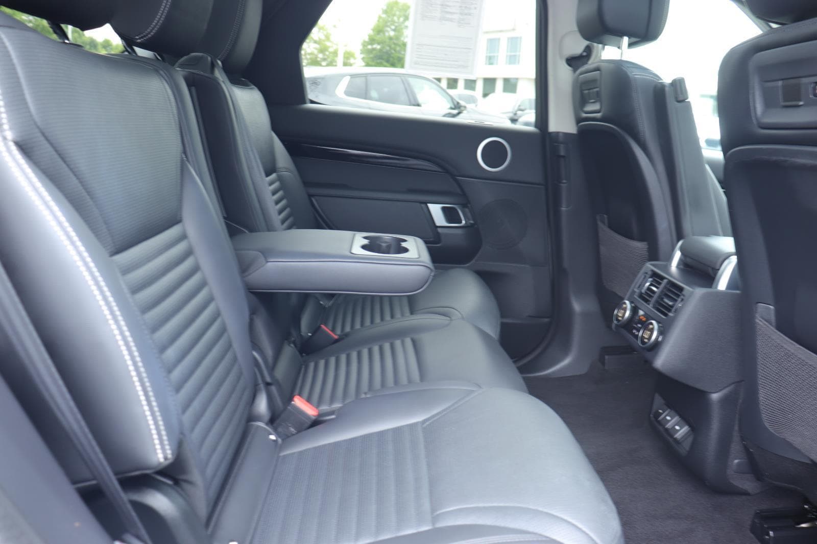 2024 Land Rover Discovery S - Photo 22