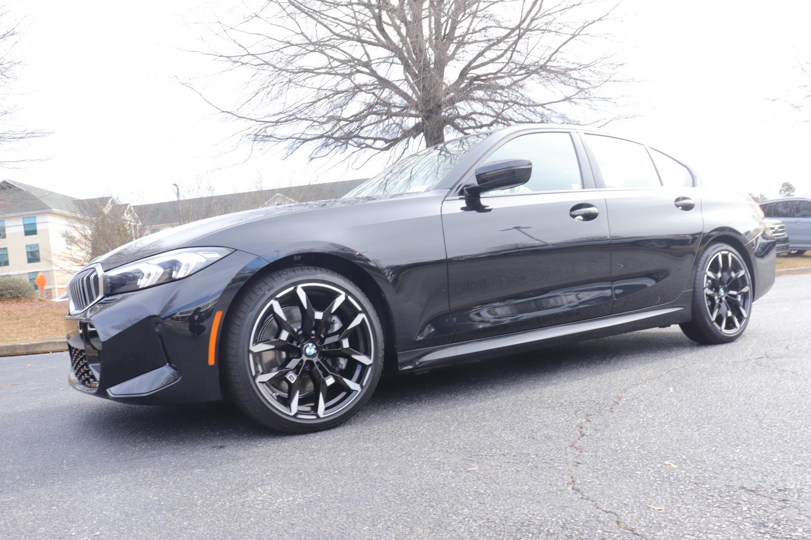 2026 BMW 3 Series 330i's photo