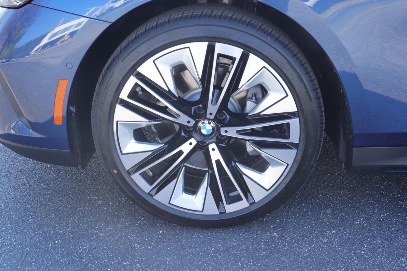 2026 BMW 5 Series 530i - Photo 37