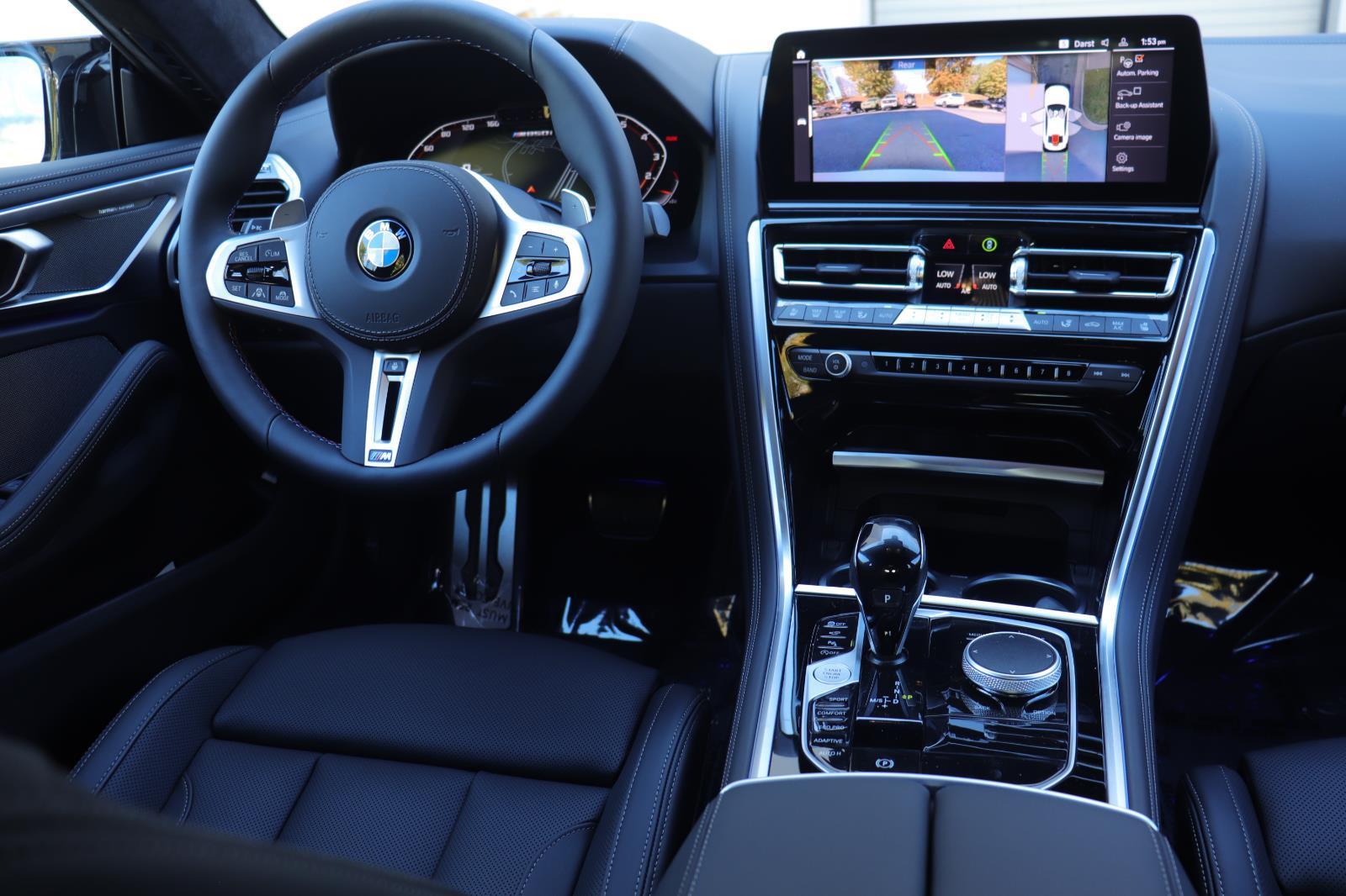 2026 BMW 8 Series M850i - Photo 26