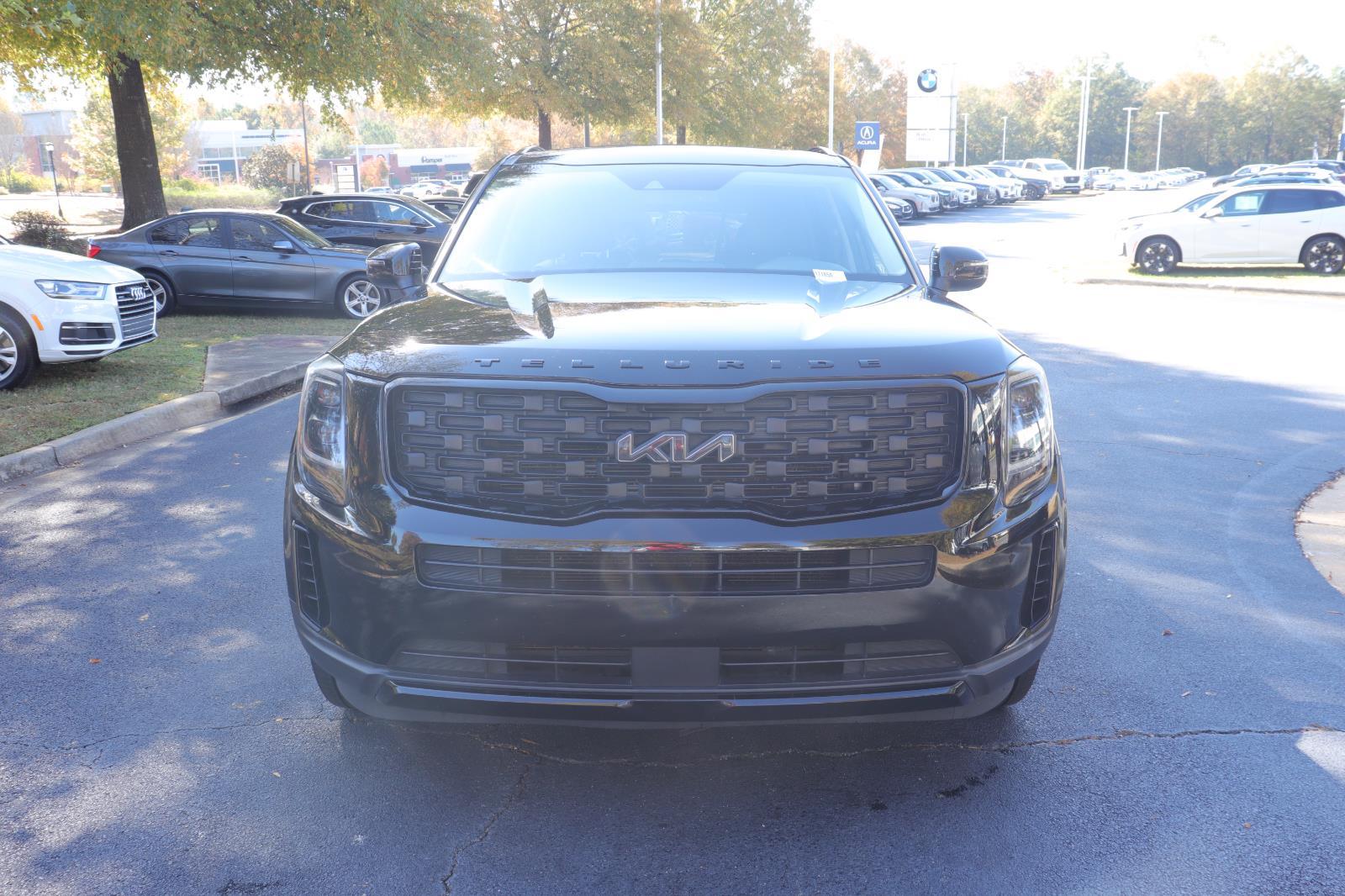 2022 Kia Telluride EX photo 3