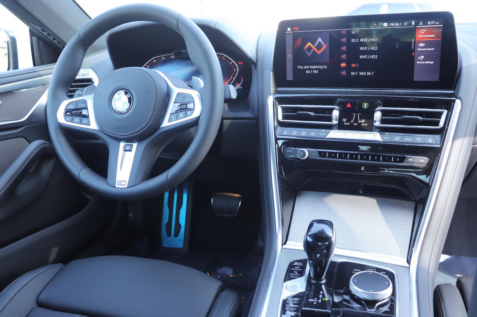 2025 BMW 8 Series 840i - Photo 24