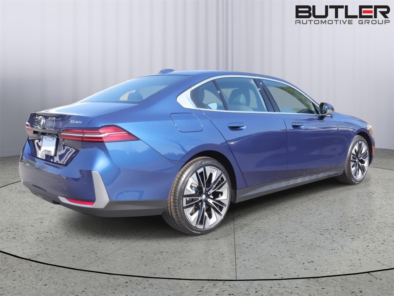 2026 BMW 5 Series 530i - Photo 7