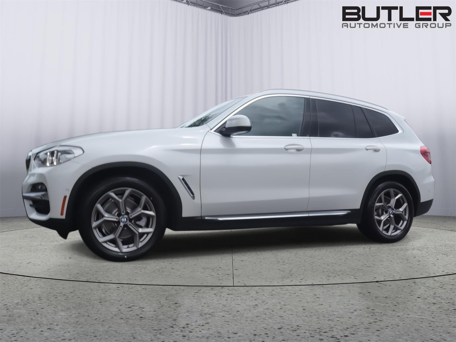 2020 BMW X3 sDrive30i's photo