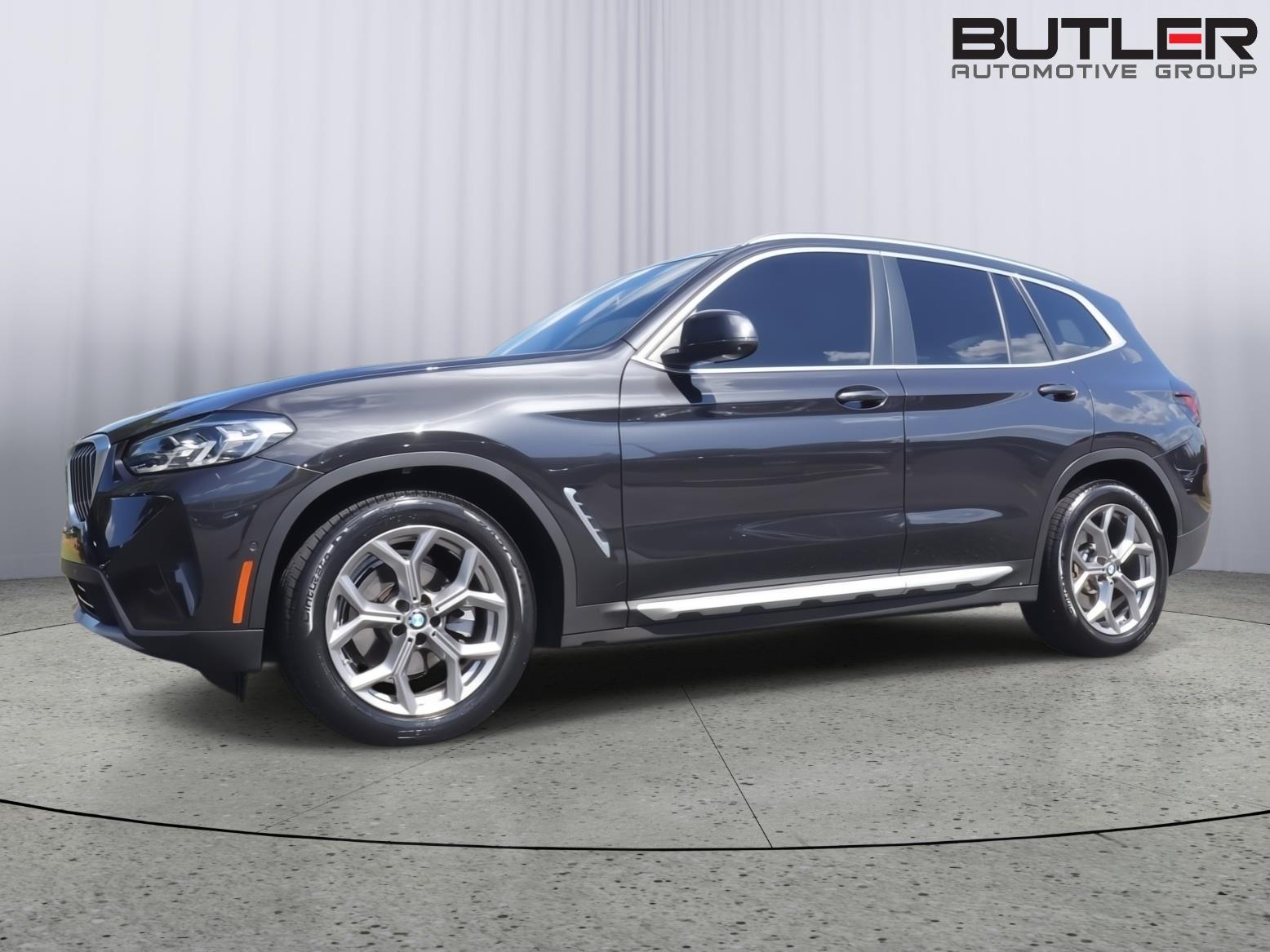 2023 BMW X3 sDrive30i's photo