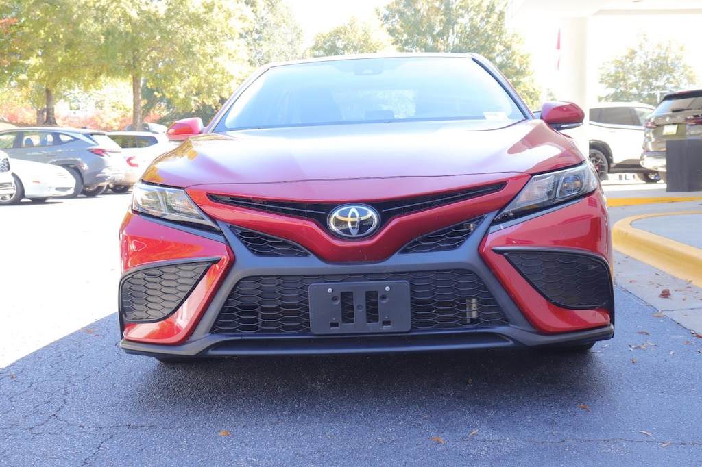 2021 Toyota Camry SE photo 4
