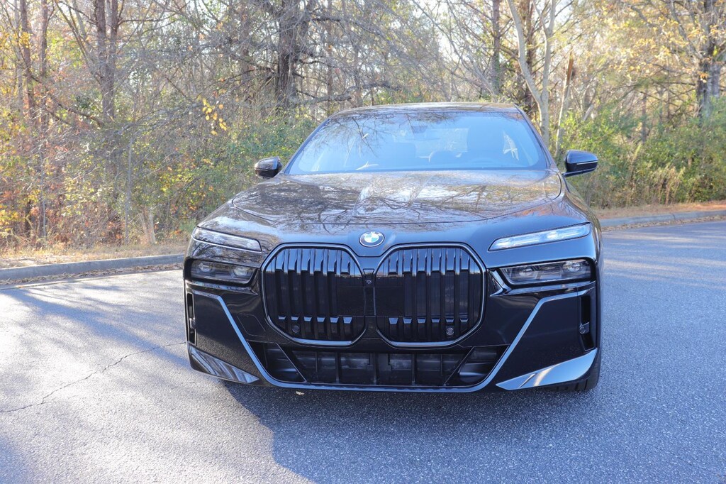 New 2026 BMW 7 Series 760i xDrive Car