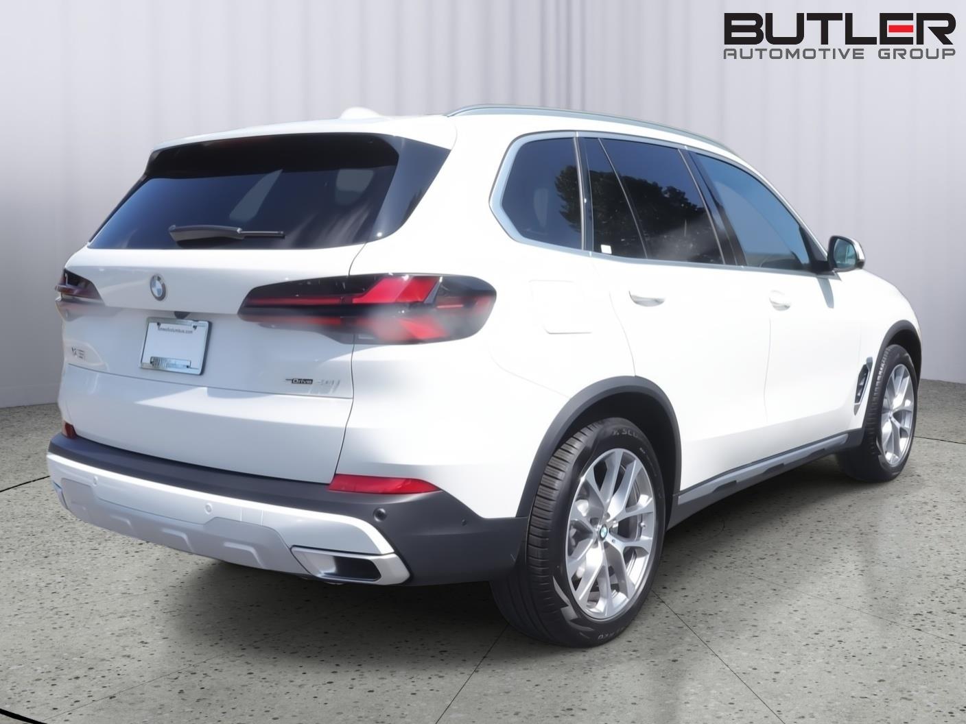 2026 BMW X5 40i - Photo 8