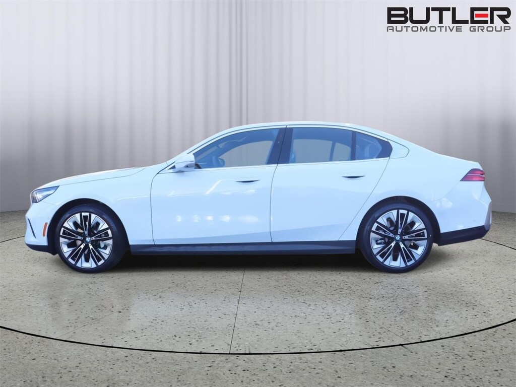 Certified 2025 BMW 5 Series 530i Sedan