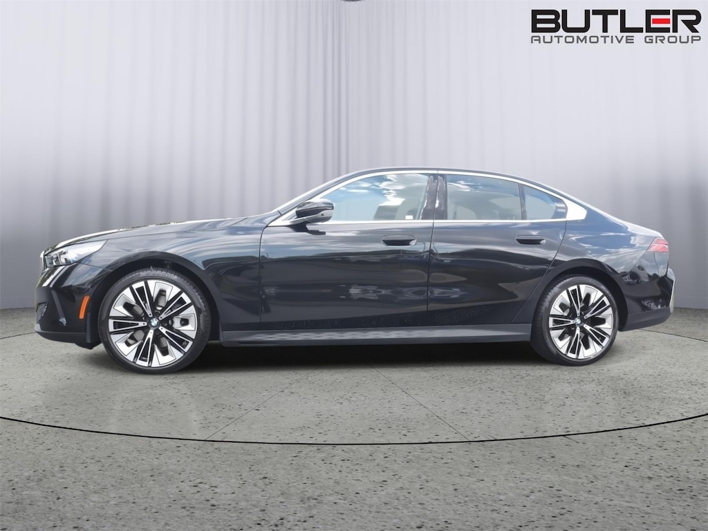 Used 2026 BMW 5 Series 530i Sedan
