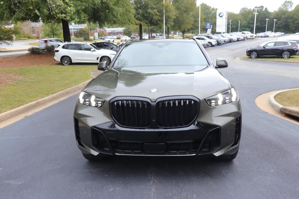 New 2026 BMW X5 sDrive40i Sports Activity Vehicle