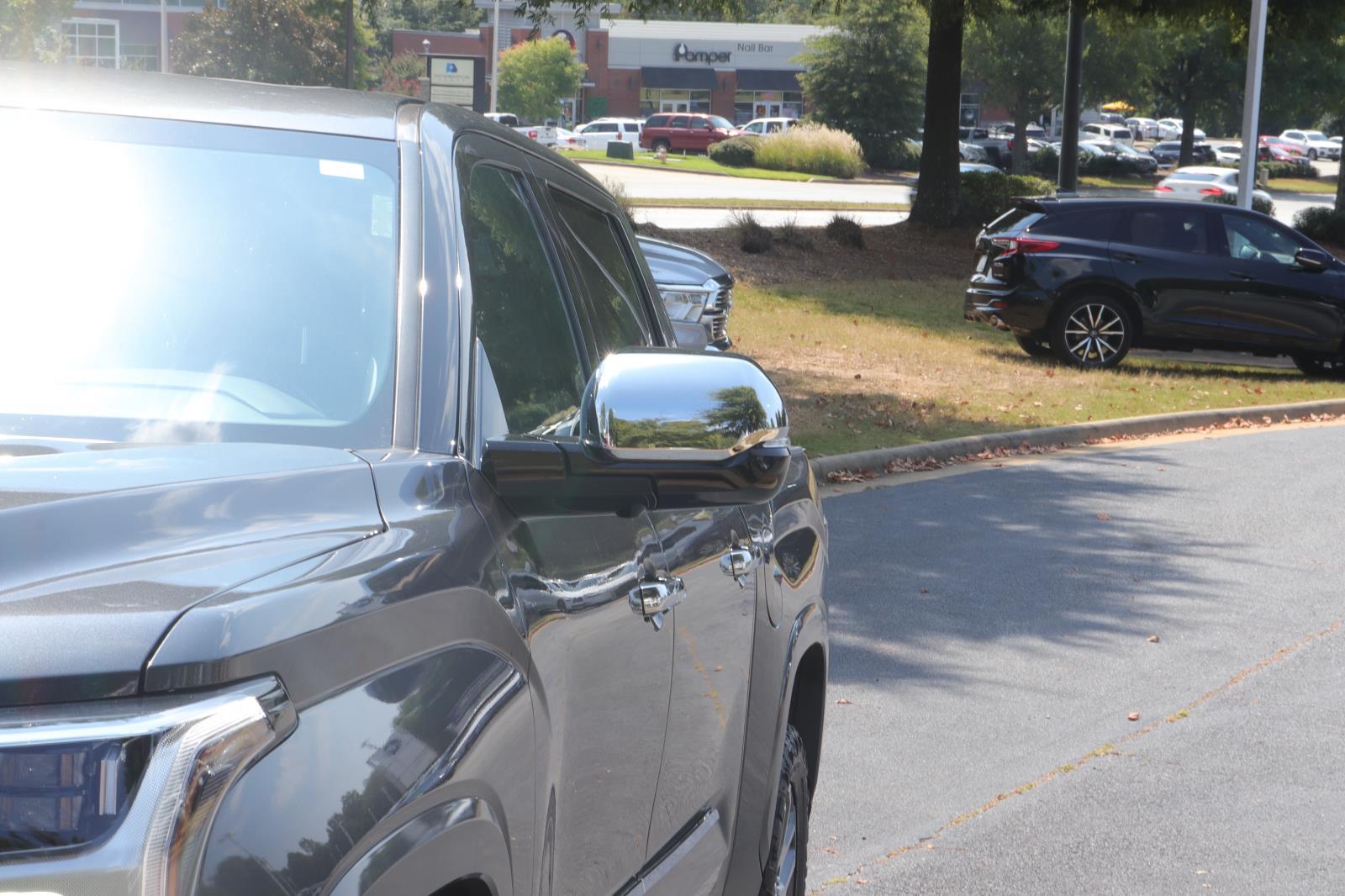 2023 Toyota Tundra 1794 Edition CrewMax photo 4