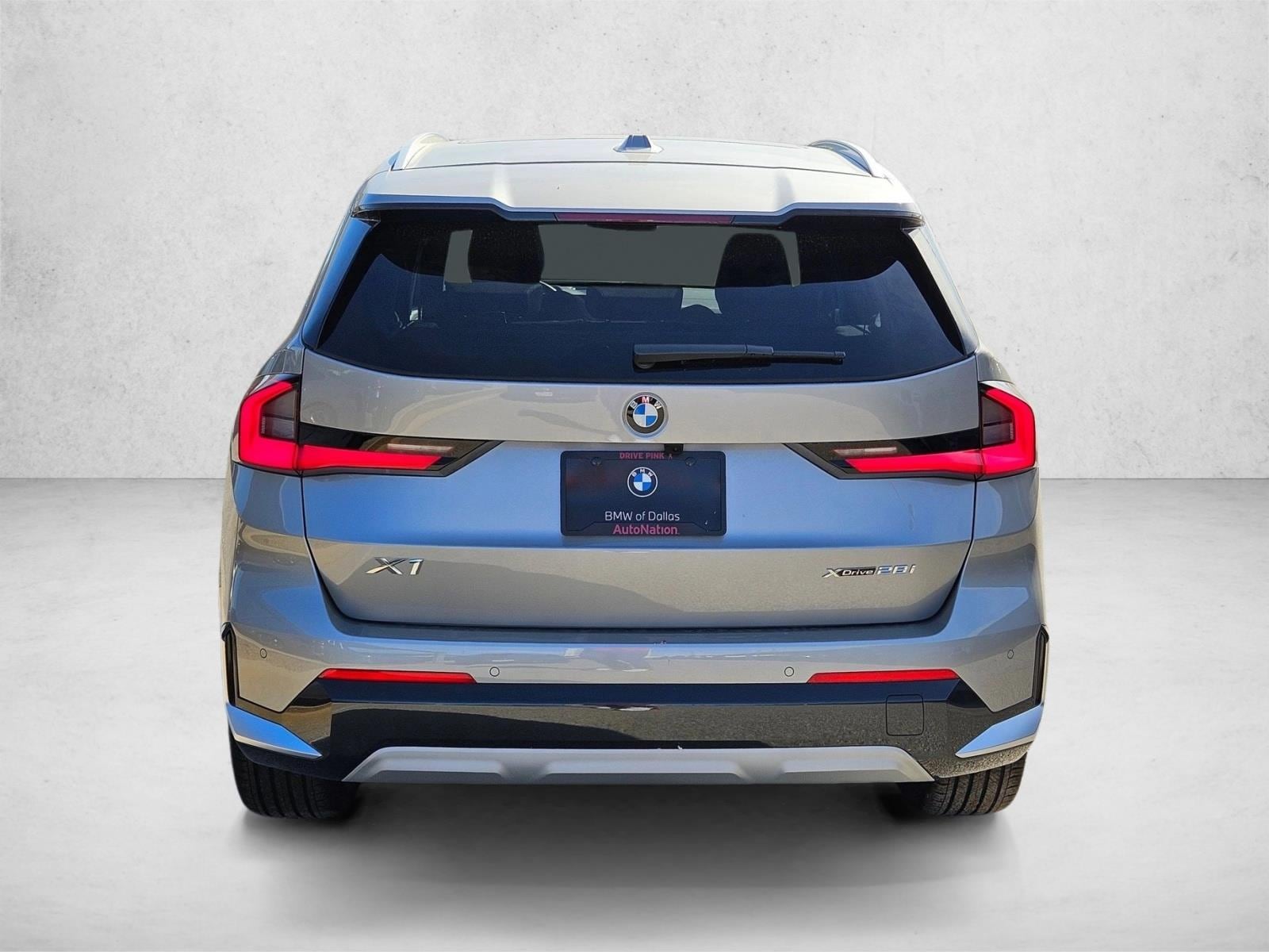 2026 BMW X1 28i - Photo 8