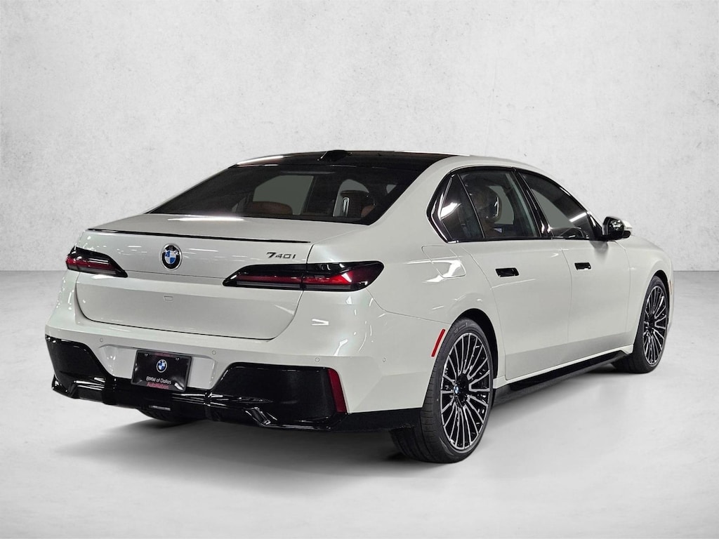 New 2026 BMW 740i Sedan