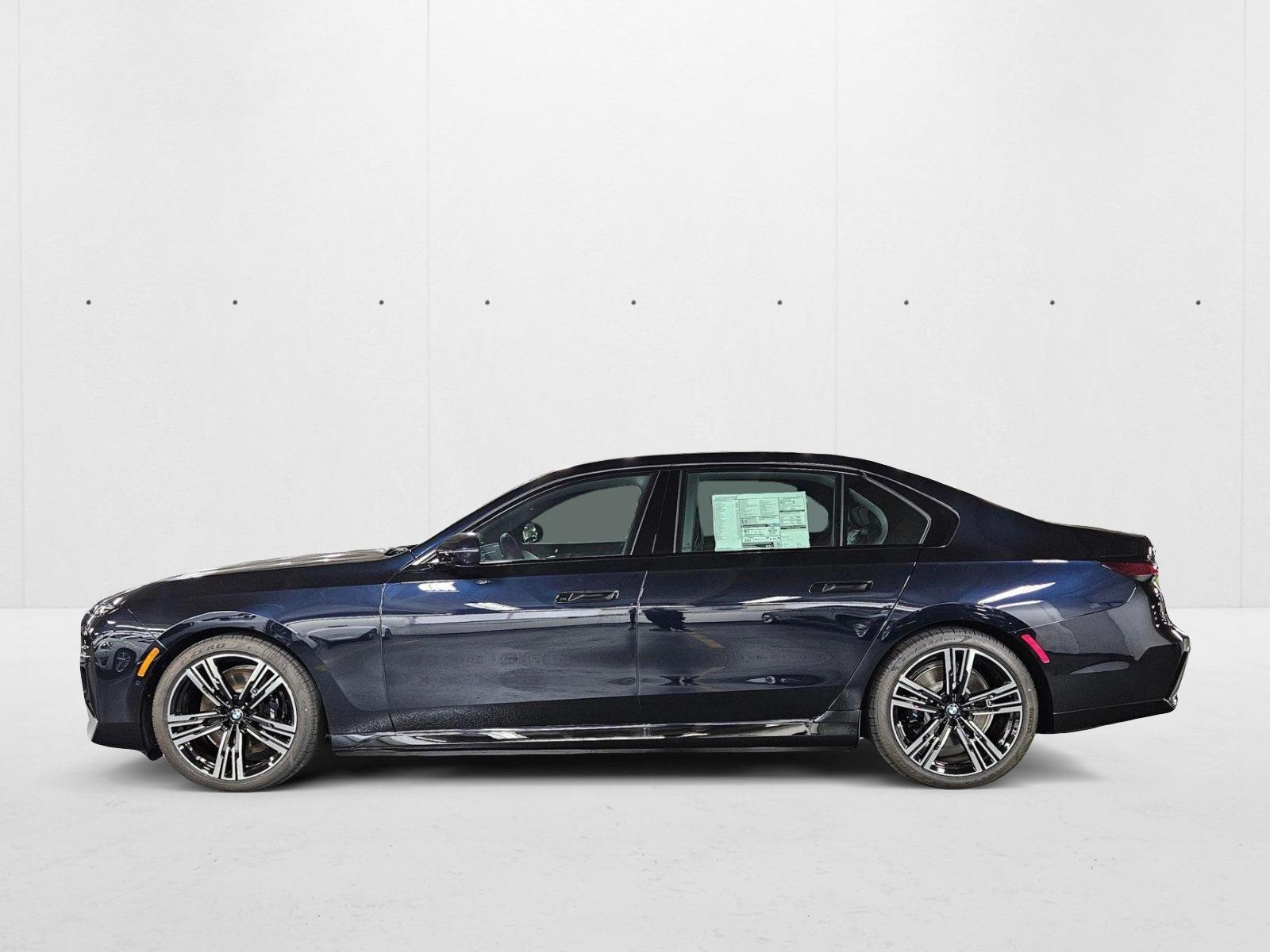 2025 BMW i7 50 - Photo 8