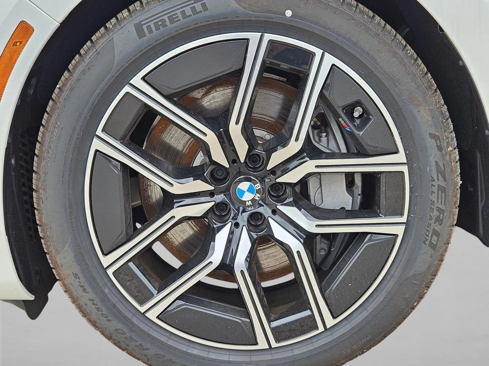 2025 BMW 7 Series 760i - Photo 16