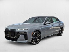 2025 BMW 740i