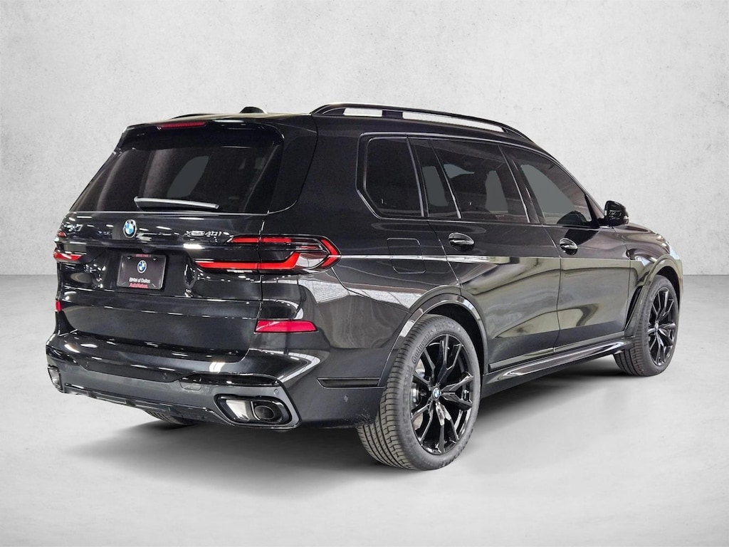 New 2026 BMW X7 xDrive40i SUV