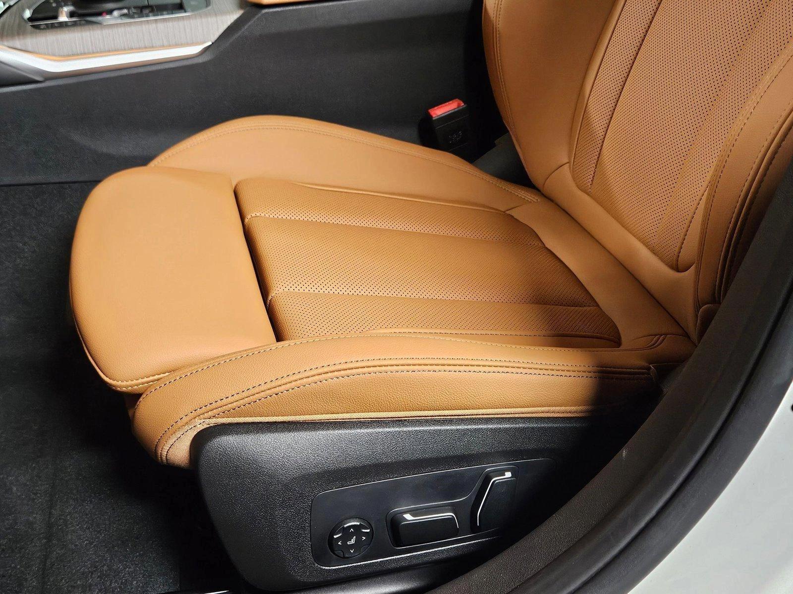 2025 Bmw 330i xDrive Sedan photo 4