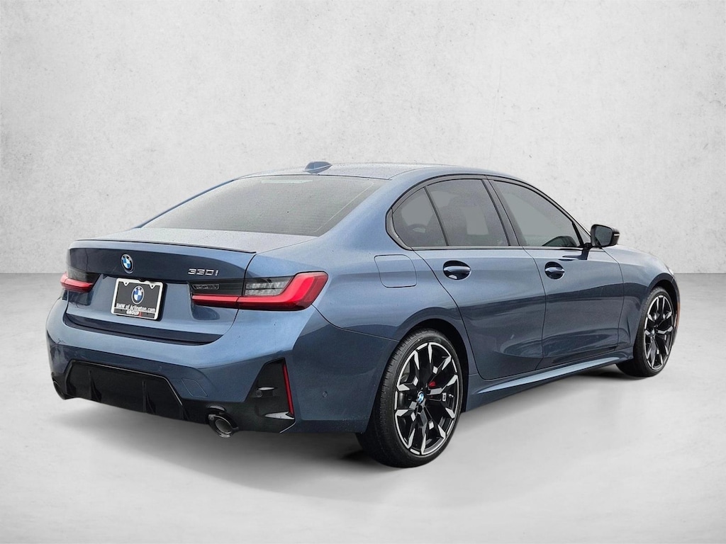 New 2026 BMW 330i Sedan