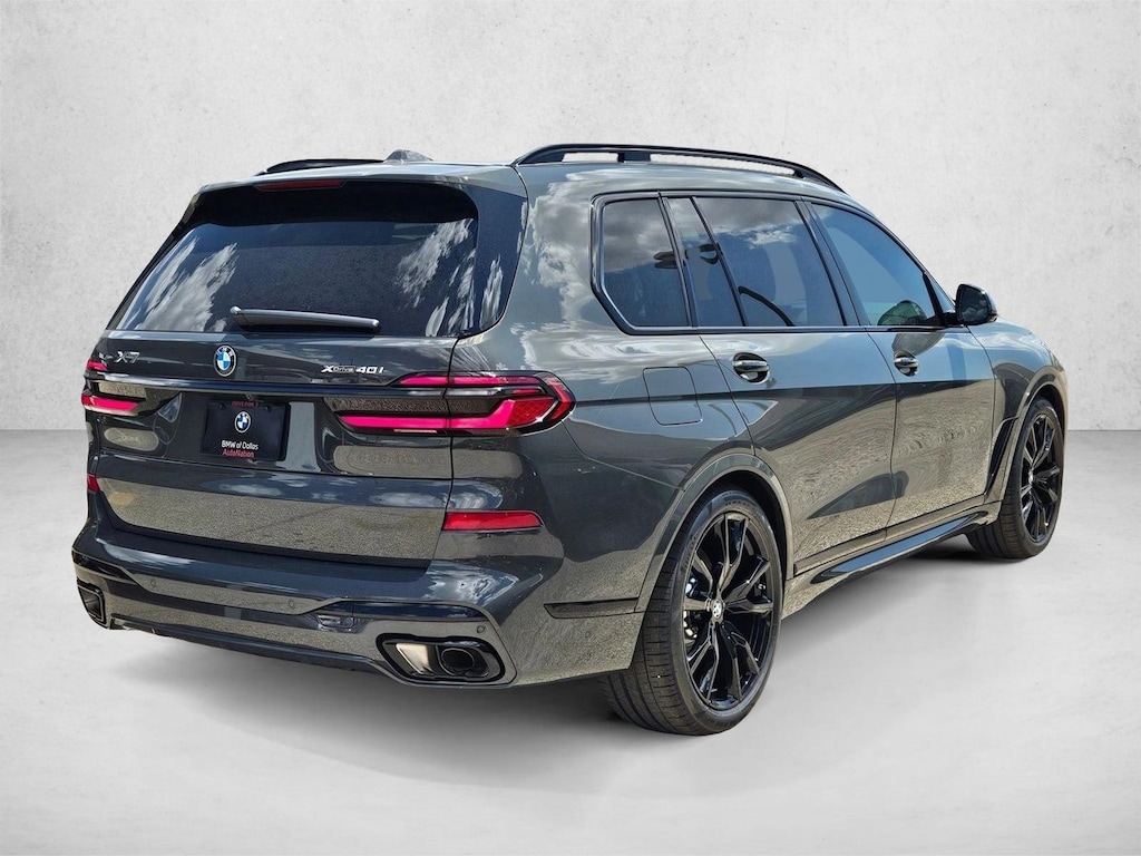 New 2027 BMW X7 xDrive40i SUV