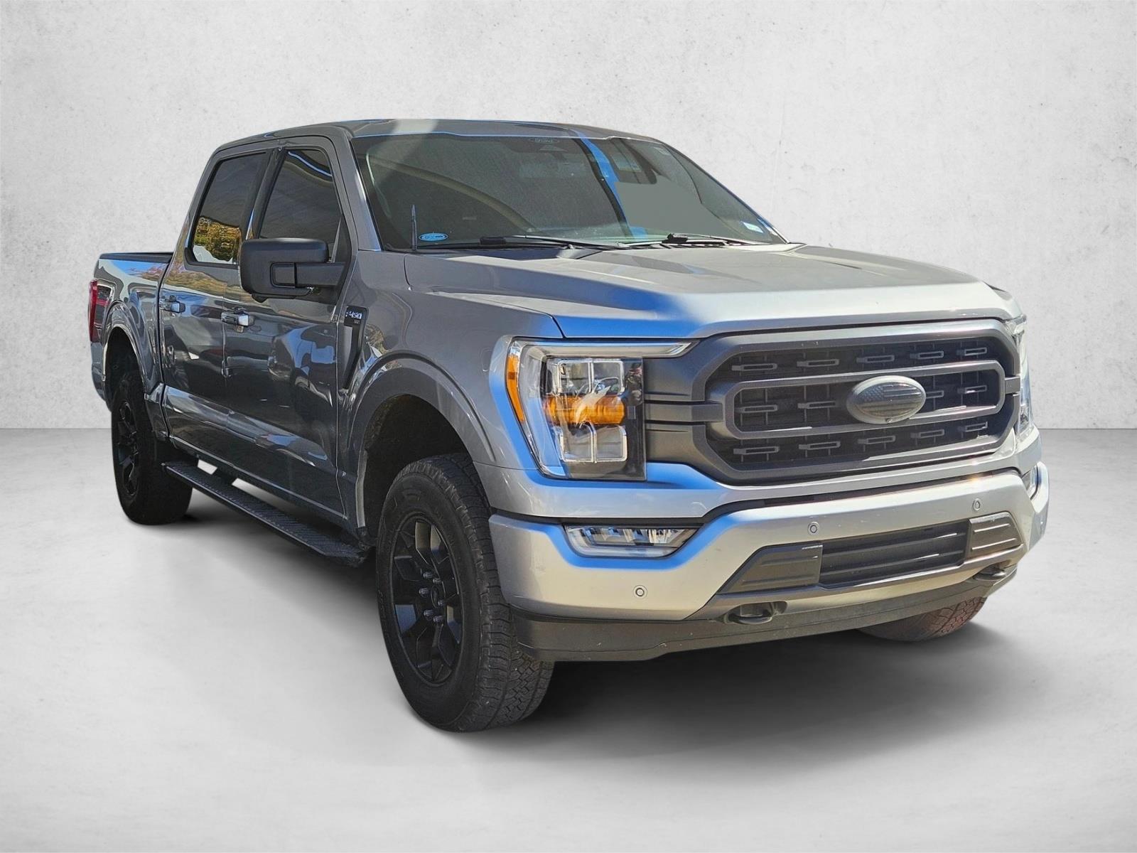 2022 Ford F-150 XLT photo 3