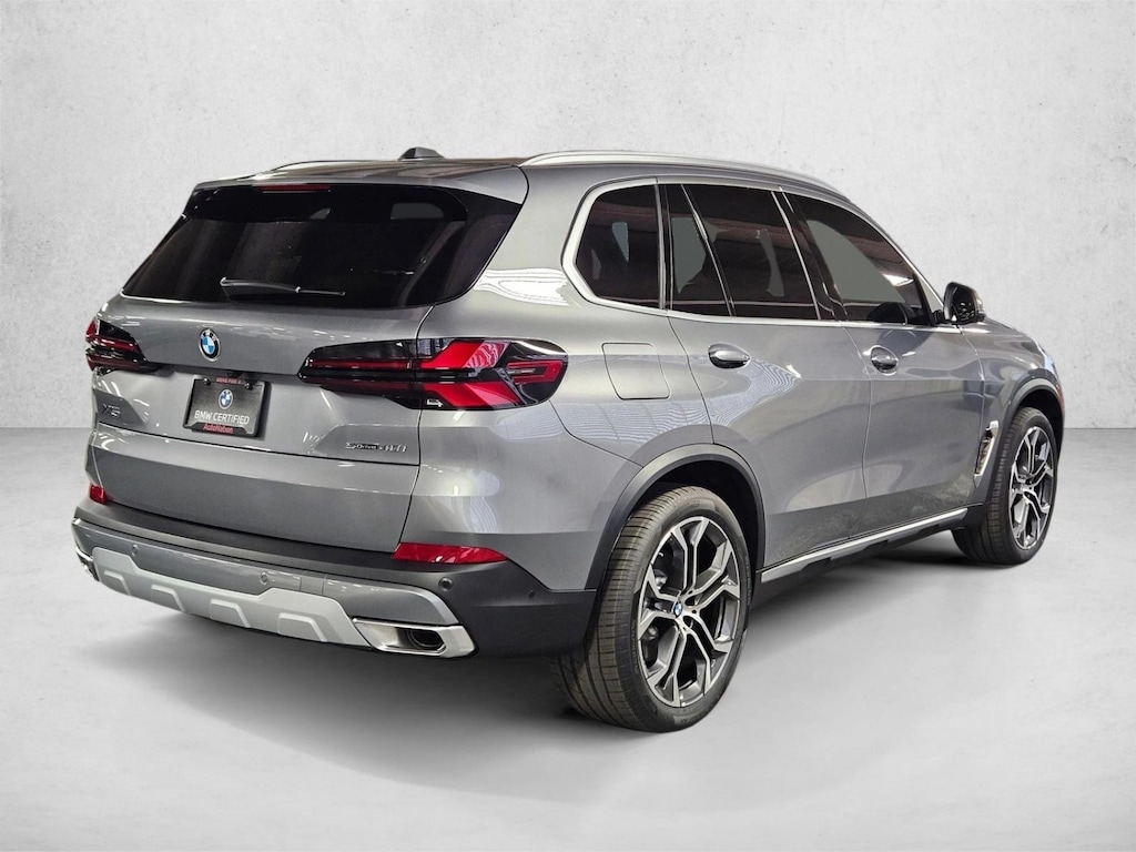 New 2026 BMW X5 sDrive40i SUV