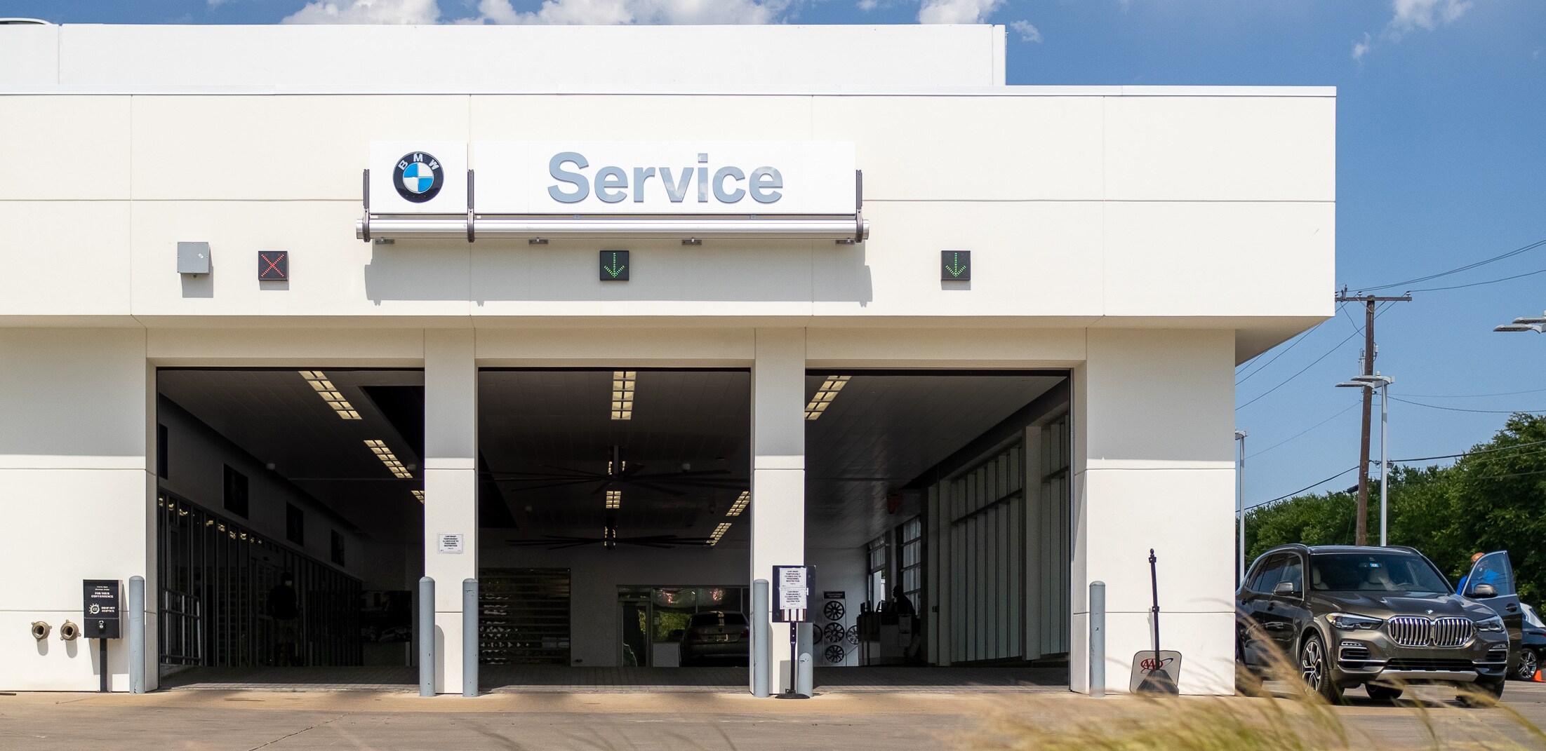 BMW Service Center in Dallas, TX | BMW of Dallas