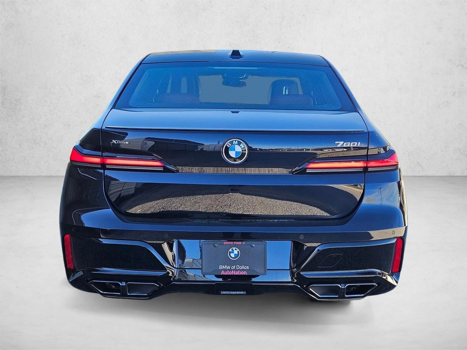 2025 BMW 7 Series 760i - Photo 7