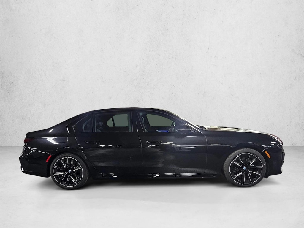 New 2025 BMW 760i xDrive Sedan