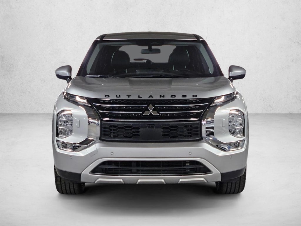 Used 2022 Mitsubishi Outlander SE Launch Edition CUV