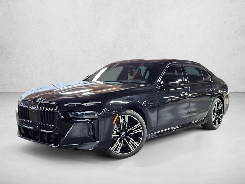New 2026 BMW 740i Sedan