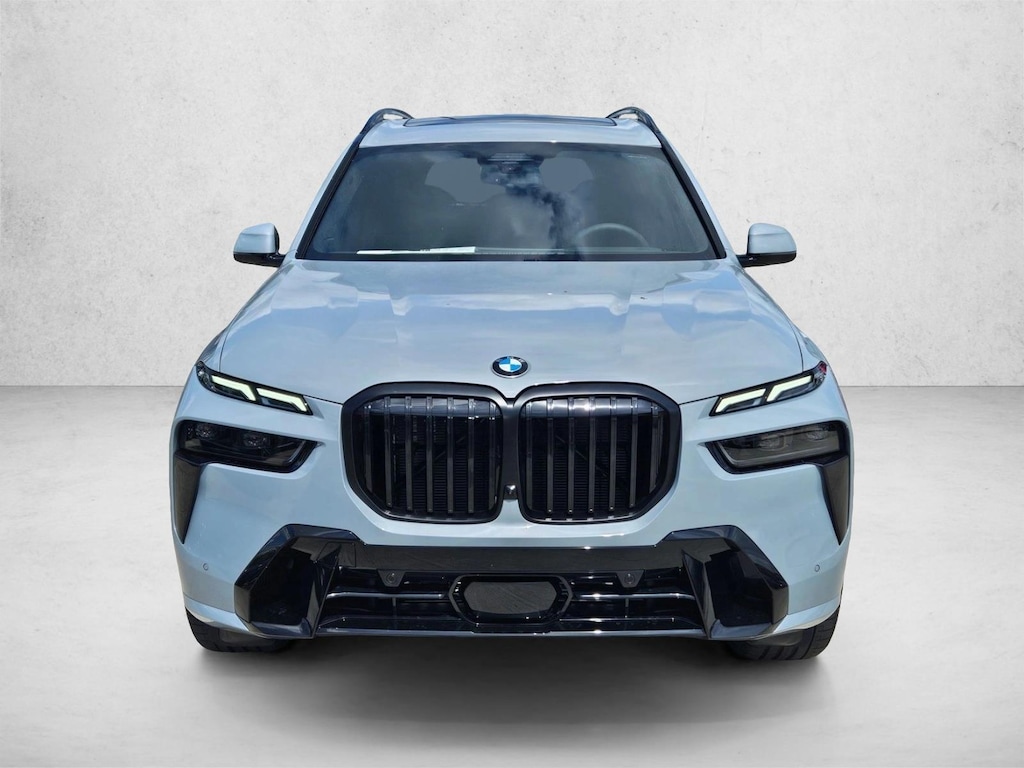 New 2026 BMW X7 xDrive40i SUV