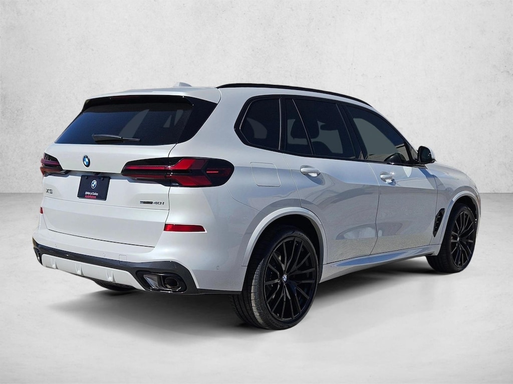 New 2026 BMW X5 sDrive40i SUV
