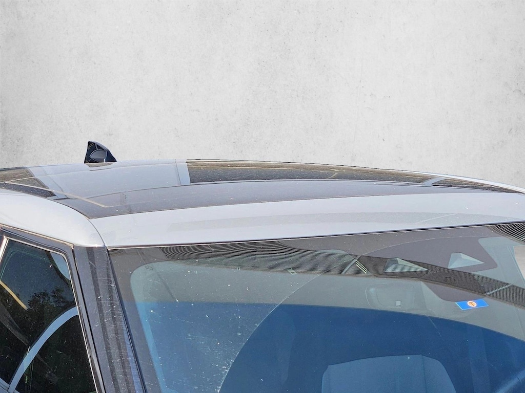 Used 2023 Land Rover Range Rover Evoque R-Dynamic SE SUV