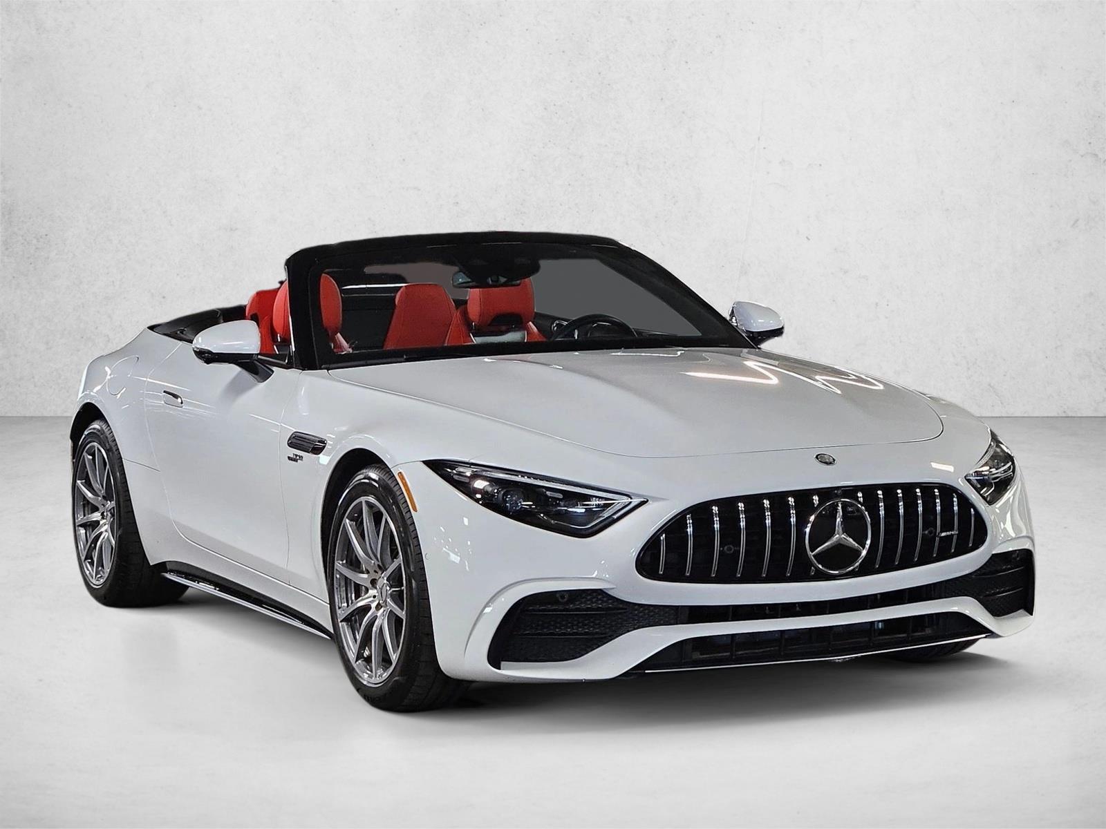 2023 Mercedes Benz SL AMG 43 photo 3