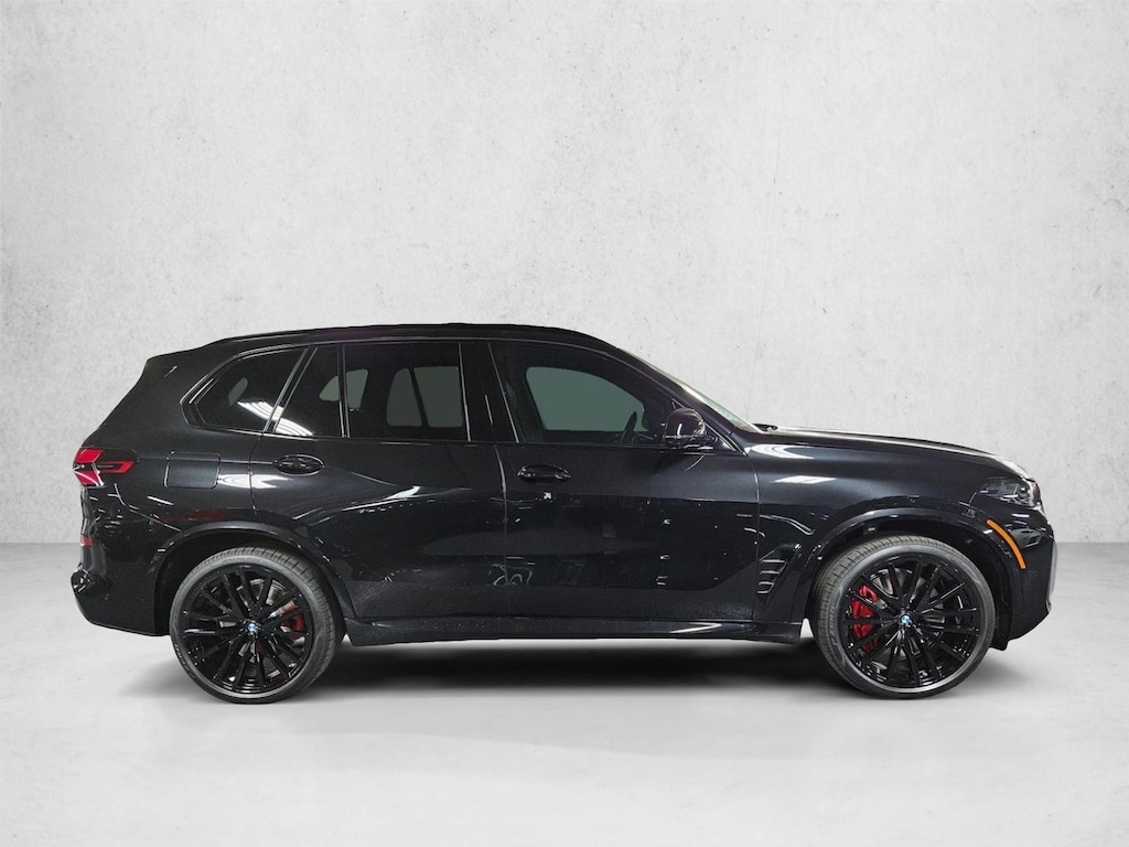 New 2026 BMW X5 M60i SUV