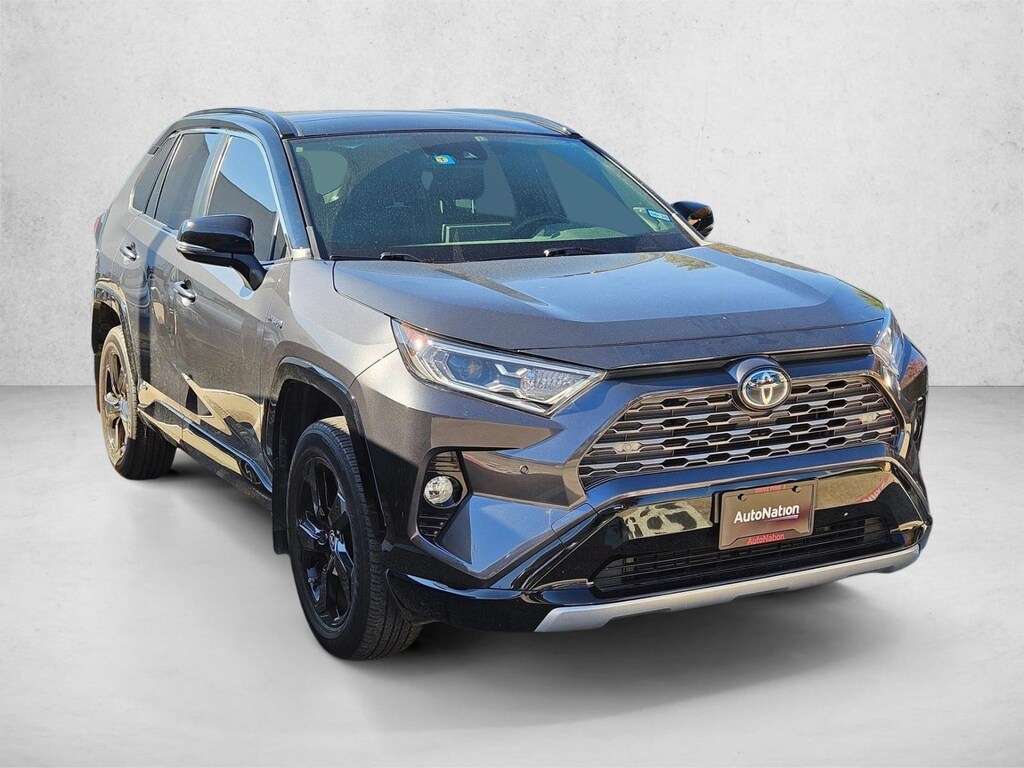 Used 2020 Toyota RAV4 Hybrid XSE SUV