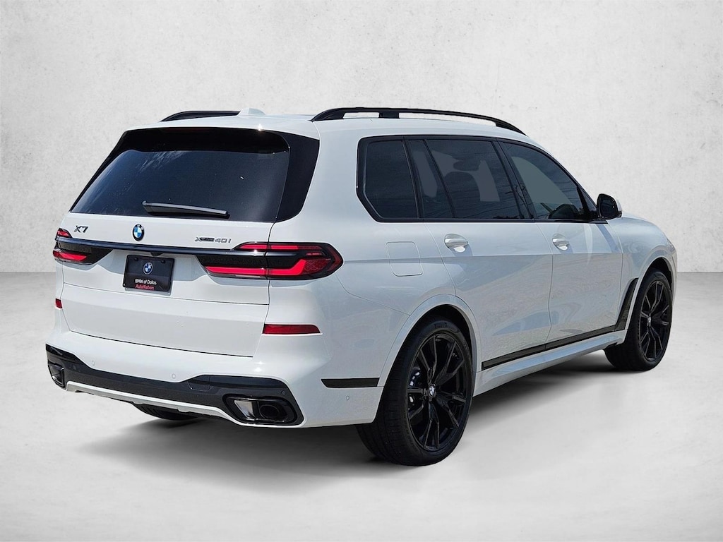 New 2027 BMW X7 xDrive40i SUV