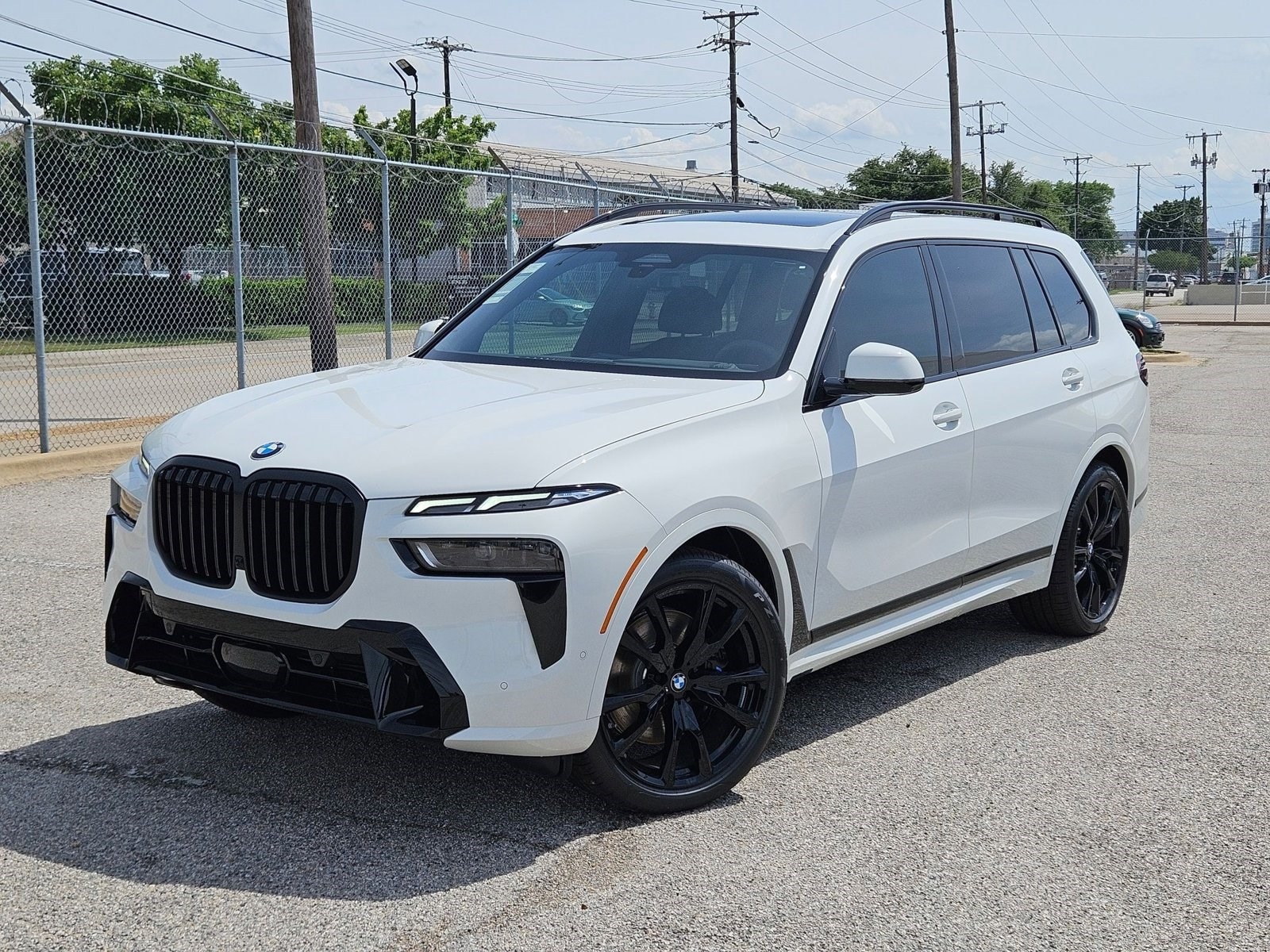 2027 BMW X7 xDrive40i's photo