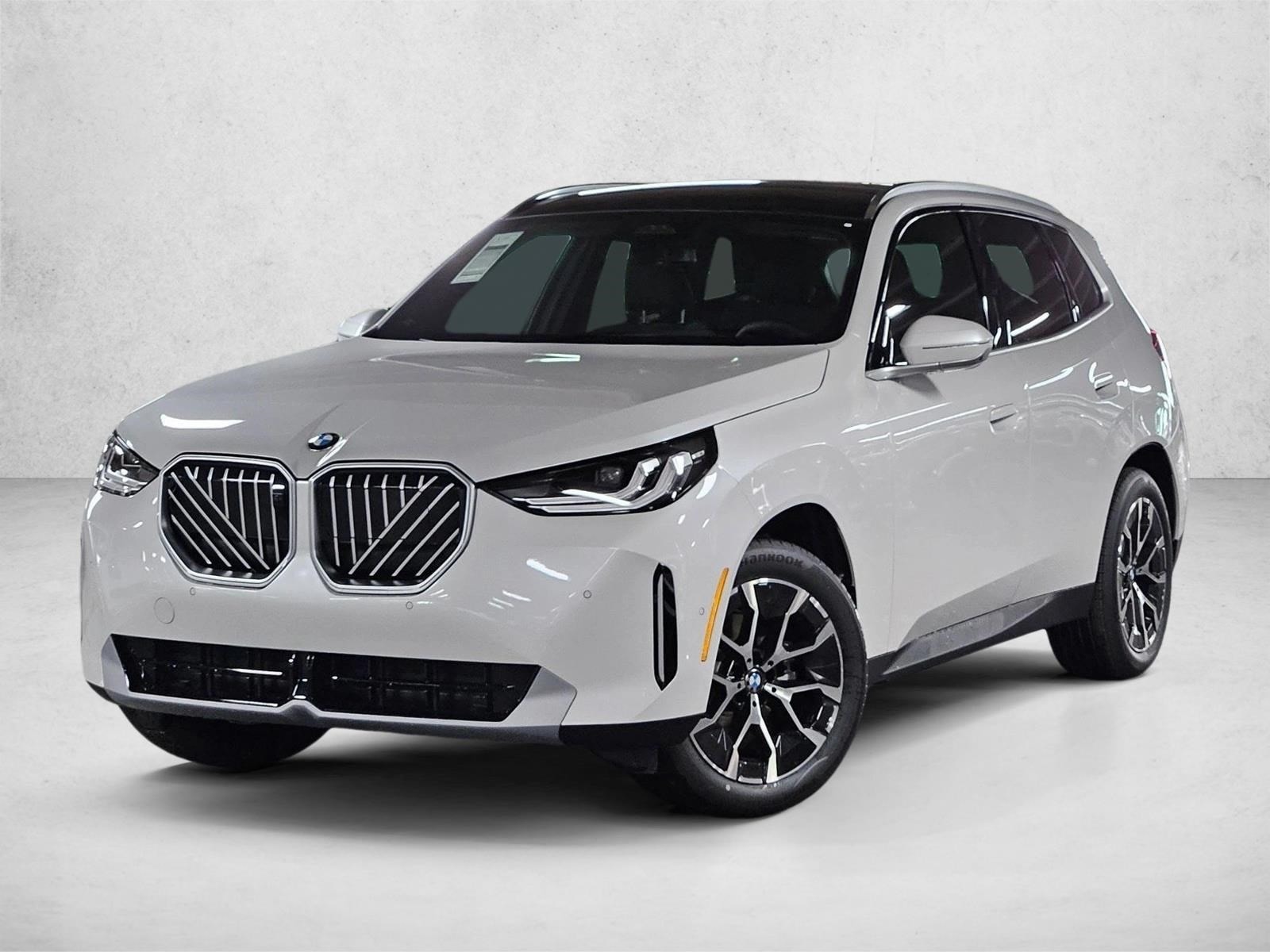 2026 BMW X3 30's photo