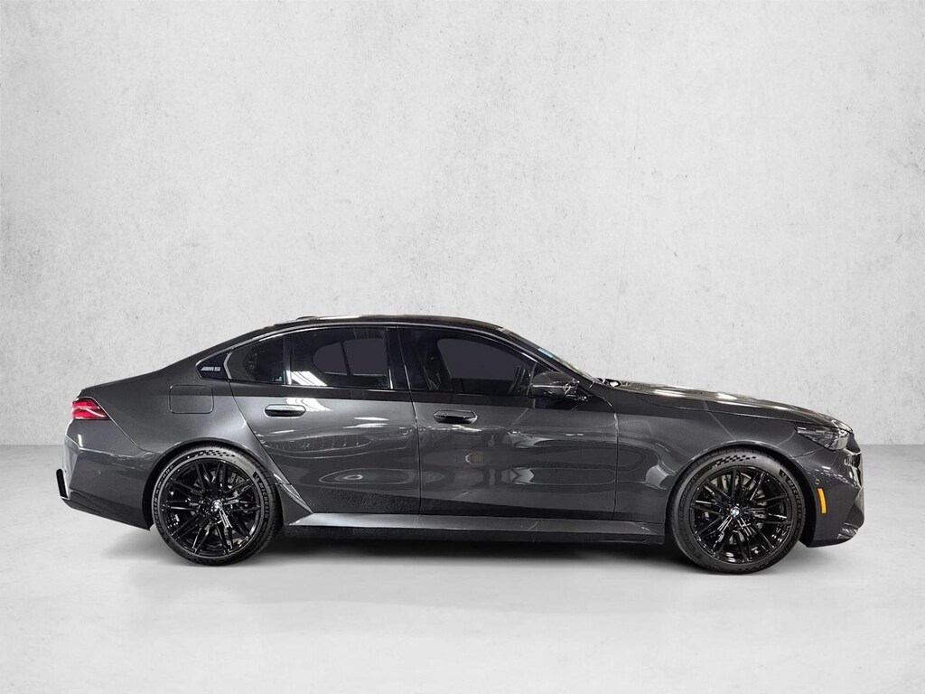 New 2026 BMW M5 Sedan